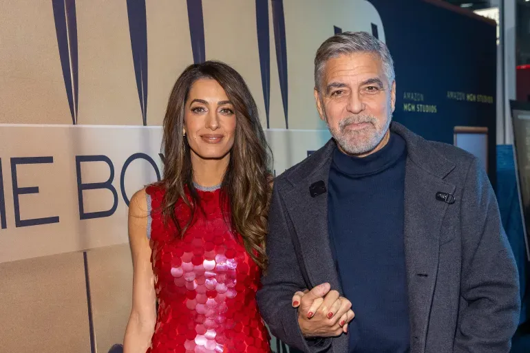 جورج كلوني يغادر منزله في جنوب فرنسا هربًا من حرائق الغابات