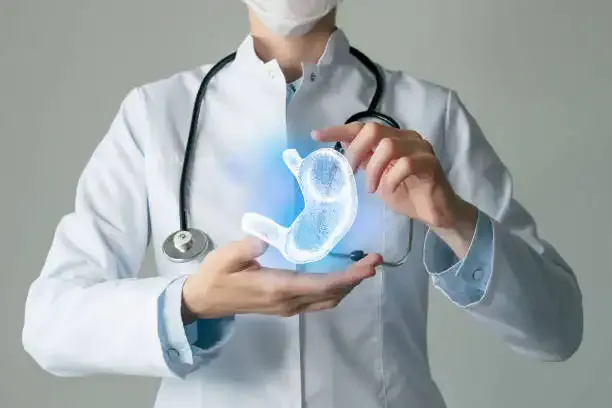 سرطان المريء.. مرض صامت يتسلل بصمت ويظهر متأخرا