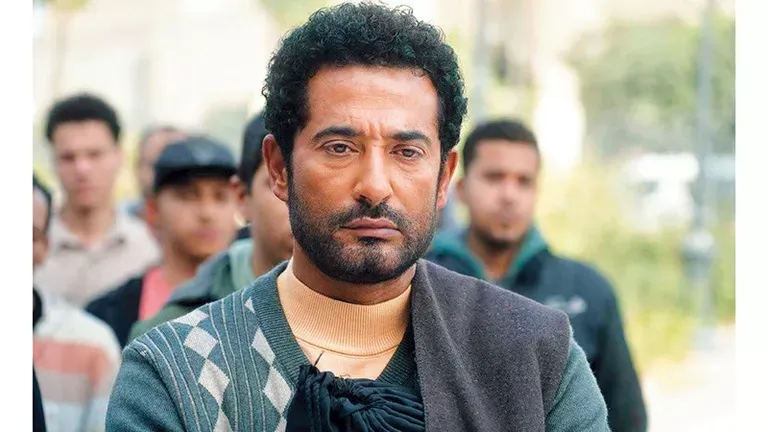عمرو سعد يعود إلى دراما رمضان 2027 بعد تراجعه عن قرار الابتعاد