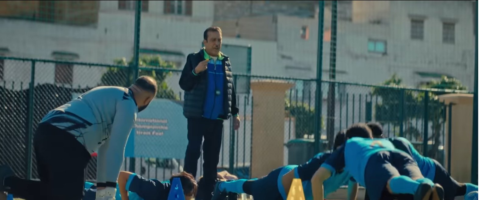 “كوفرة فالغيس”: فيلم مغربي جديد يجمع الكوميديا بعالم كرة القدم