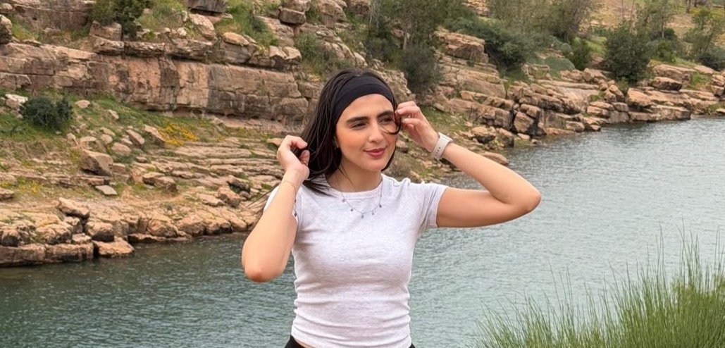 «من أكثر أيام حياتي إرهاقاً».. ندى الهداوي تروي تفاصيل يوم شاق كاد ينتهي بحادث