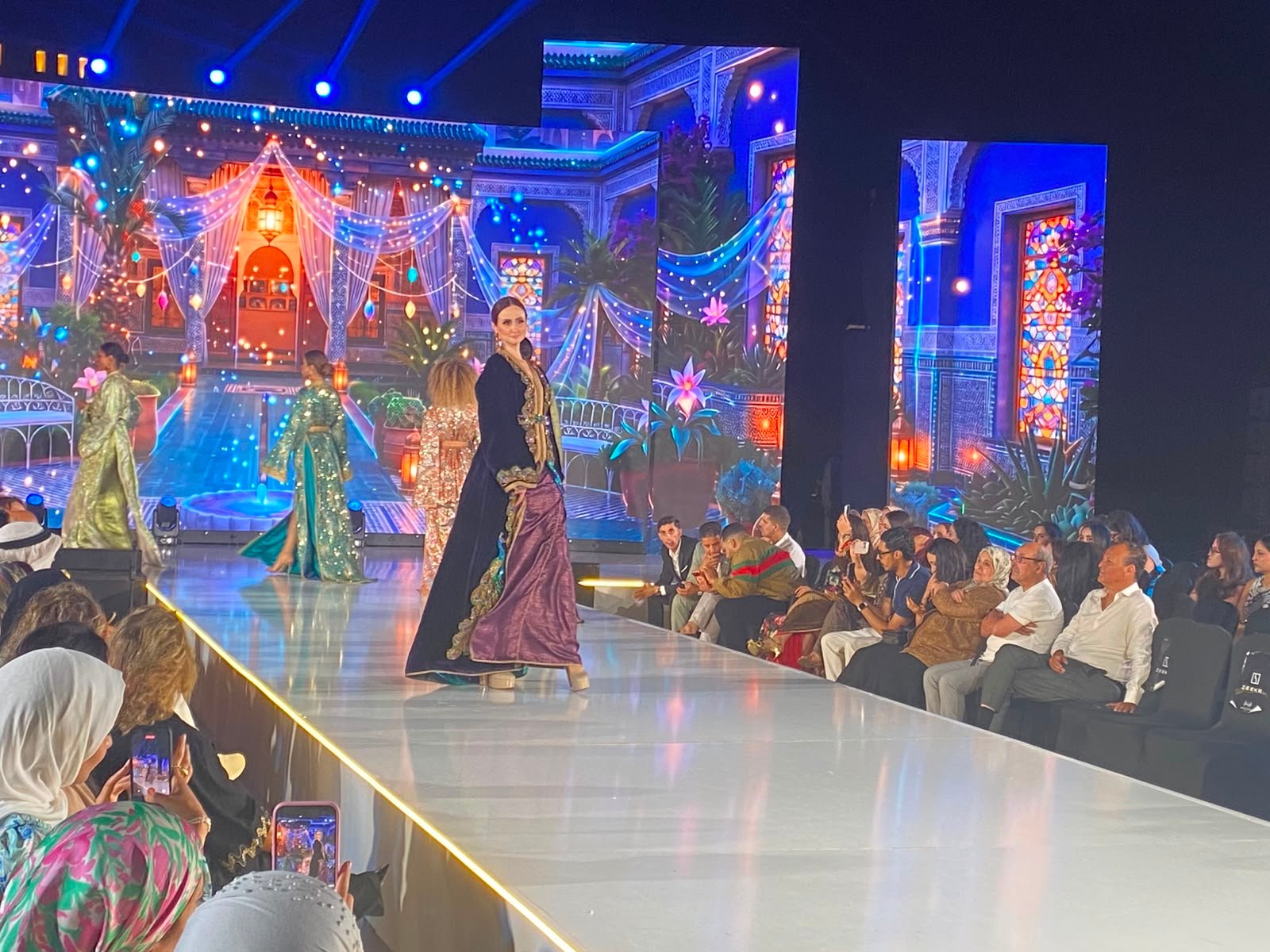 “Art du Caftan” يحتفي بالدورة الحادية عشرة في منتجع مازاغان بمشاركة نجوم الموضة والفن