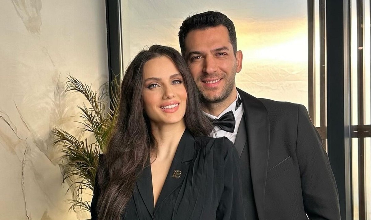 مراد يلدريم يعايد زوجته إيمان الباني بكلمات رومانسية في ذكرى ميلادها